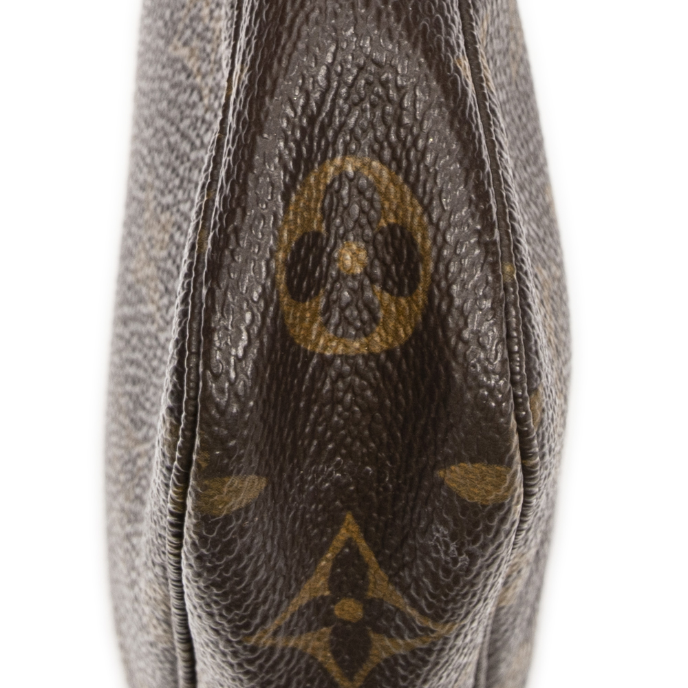 Louis Vuitton Pochette Accessoires - Picture 7 of 10